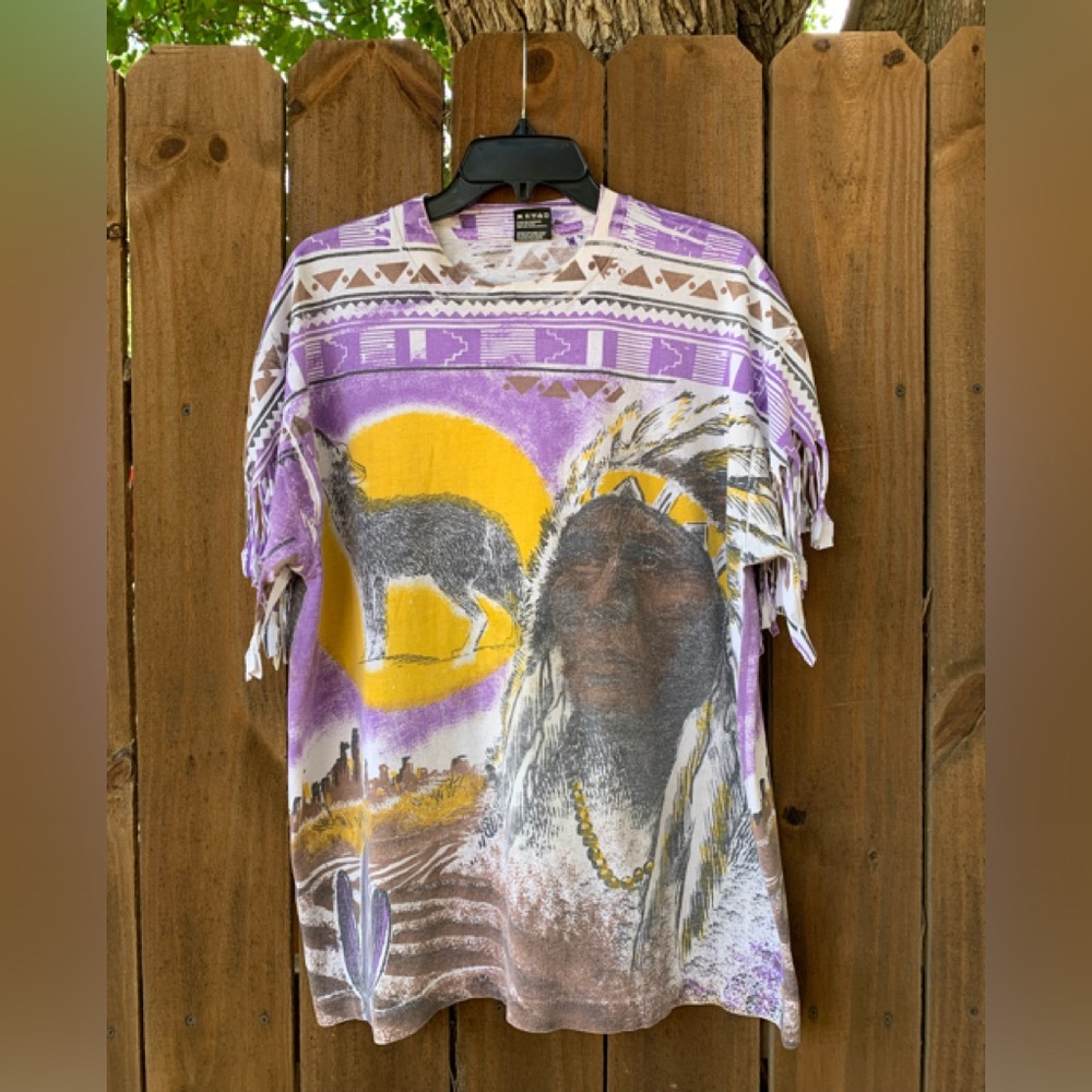 Vintage Native American all over print T-shirt size XL.